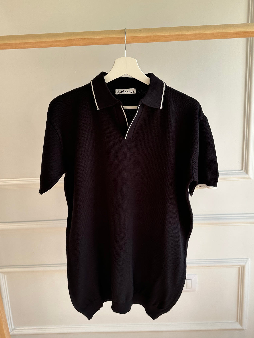 The Outlined V-Edge Polo
